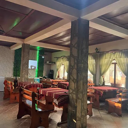 динас בית הארחה